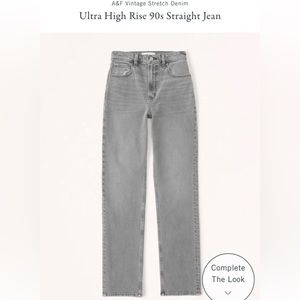 NWOT Abercrombie & Fitch Ultra High Rise 90s Straight Jean